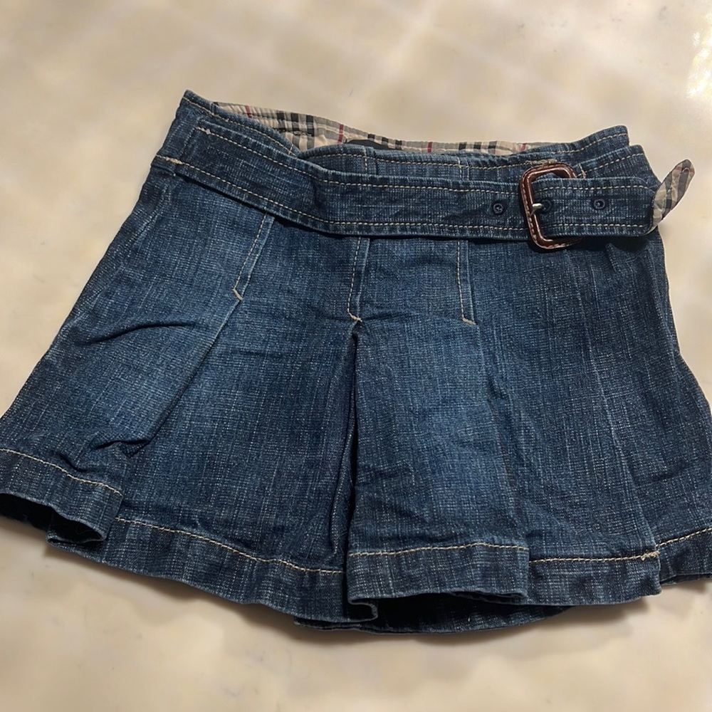Girls pleated skirt